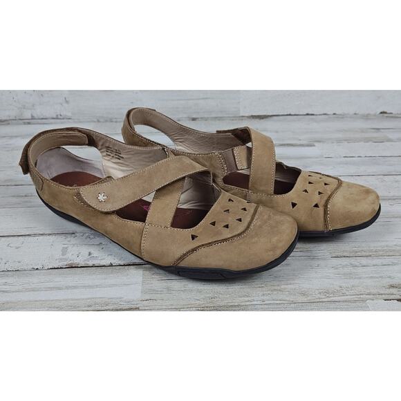 Ros Hommerson Shoes - ROS HOMMERSON Tan Carrie Cross Strap Leather Nubuck Flats Shoes Women 13W